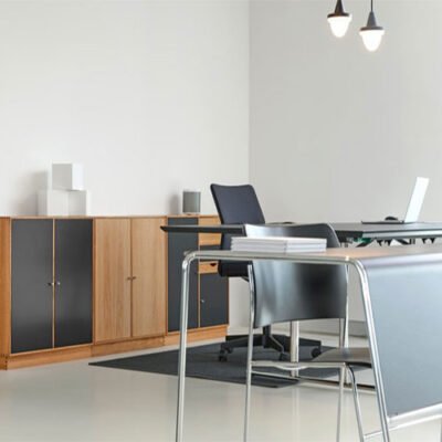 interior-designer-office-table